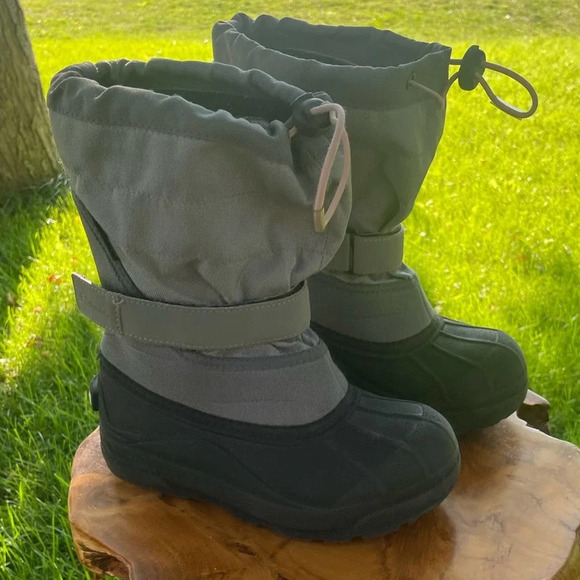 Columbia Youth Gray Waterproof Winter Snow Boots Size 2